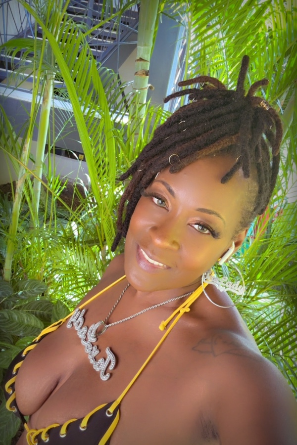 Cruise Brothers Travel Agent Andrea Hewitt